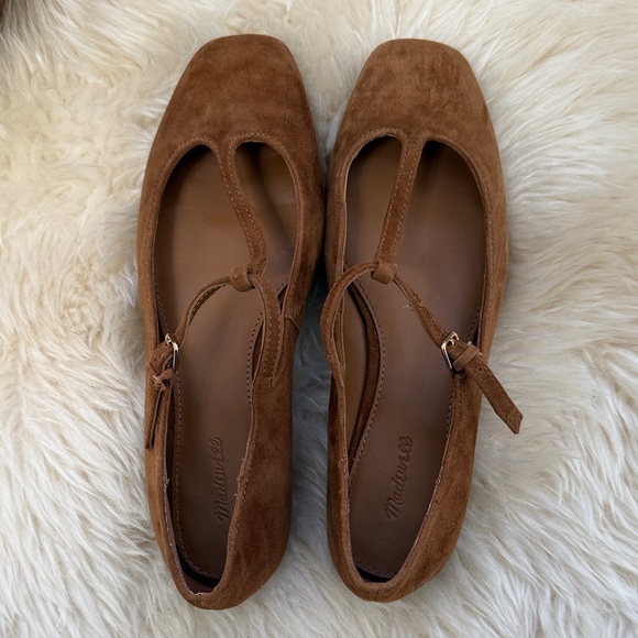 Madewell The Mylie T Strap Flat in Suede - Picture 4 of 5